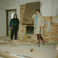 	Karaski saali remonti vaatamas Elgi (Altjõe) Saare ja Rita Goruškina veebruaris 1994